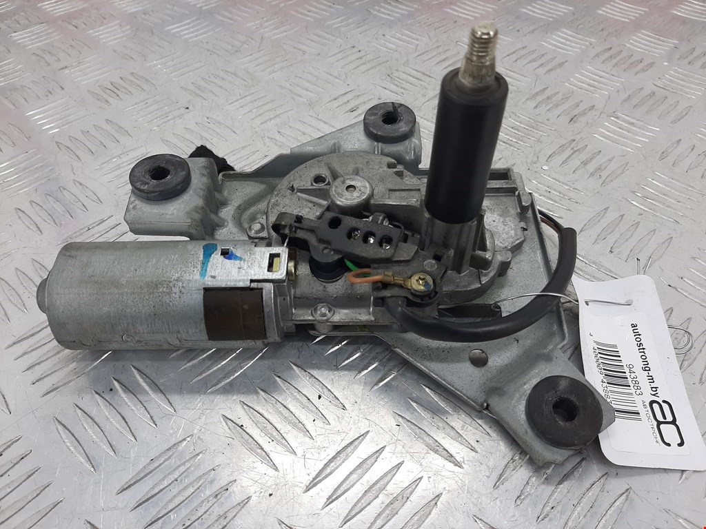 Моторчик стеклоочистителя задний MITSUBISHI Carisma 1995-1999