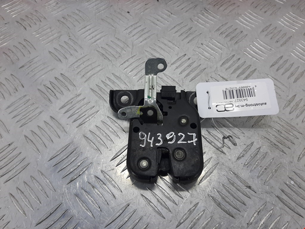 Замок багажника (крышки двери) AUDI A4 B5 1995-2001