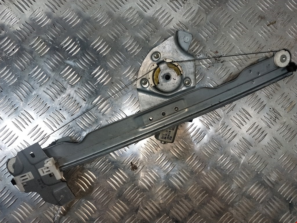 Стеклоподъемник передний правый RENAULT Sandero 2009-2014