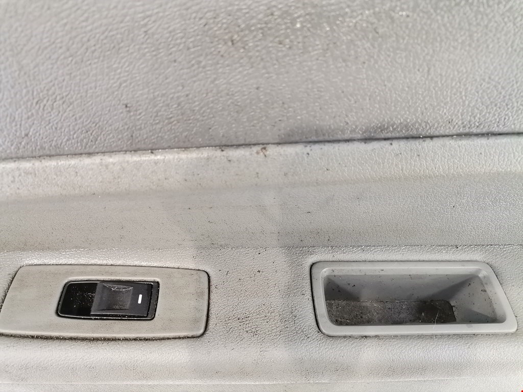 Дверь задняя правая JEEP Grand Cherokee WK 2004-2010