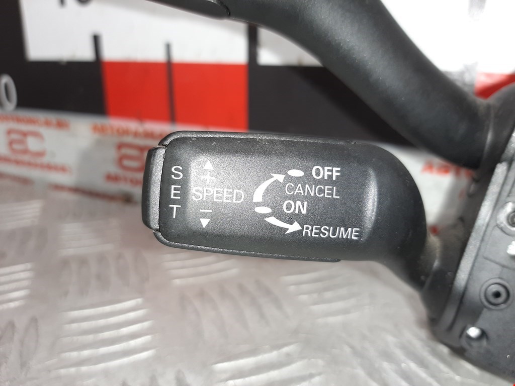 Переключатель стеклоочистителя AUDI A8 D3 2003-2010