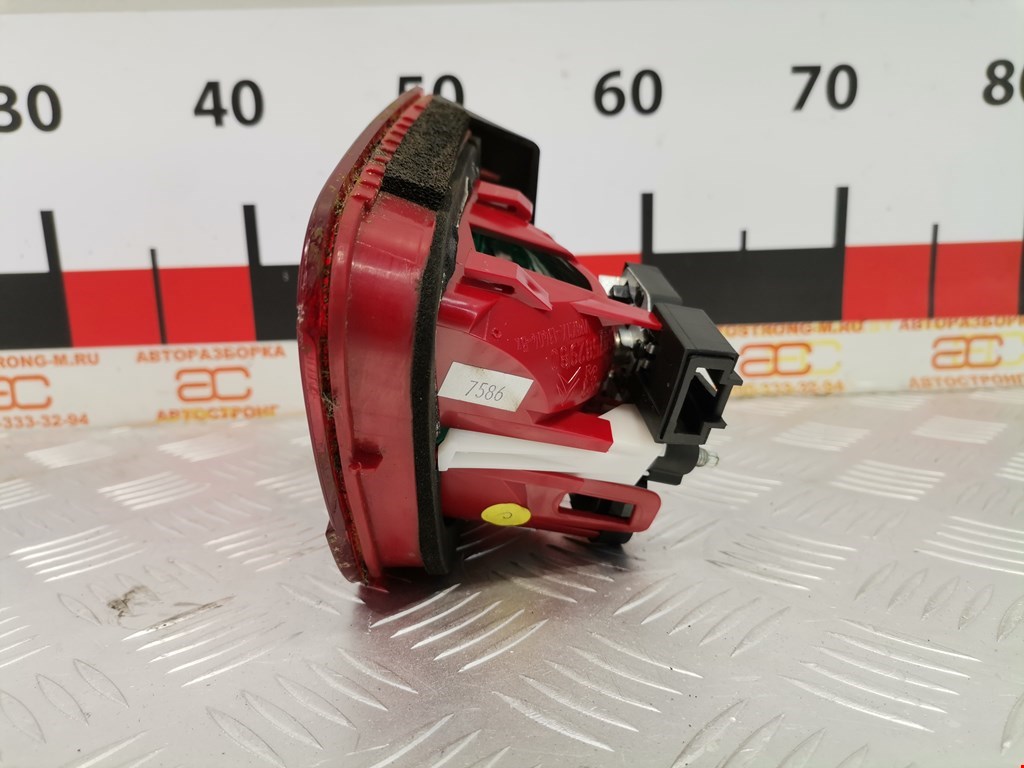 Фонарь задний внутренний правый CITROEN C5 II 2007-2017