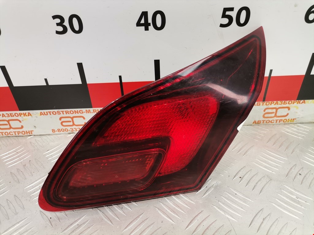 Фонарь задний внутренний правый OPEL Astra J 2009-2017