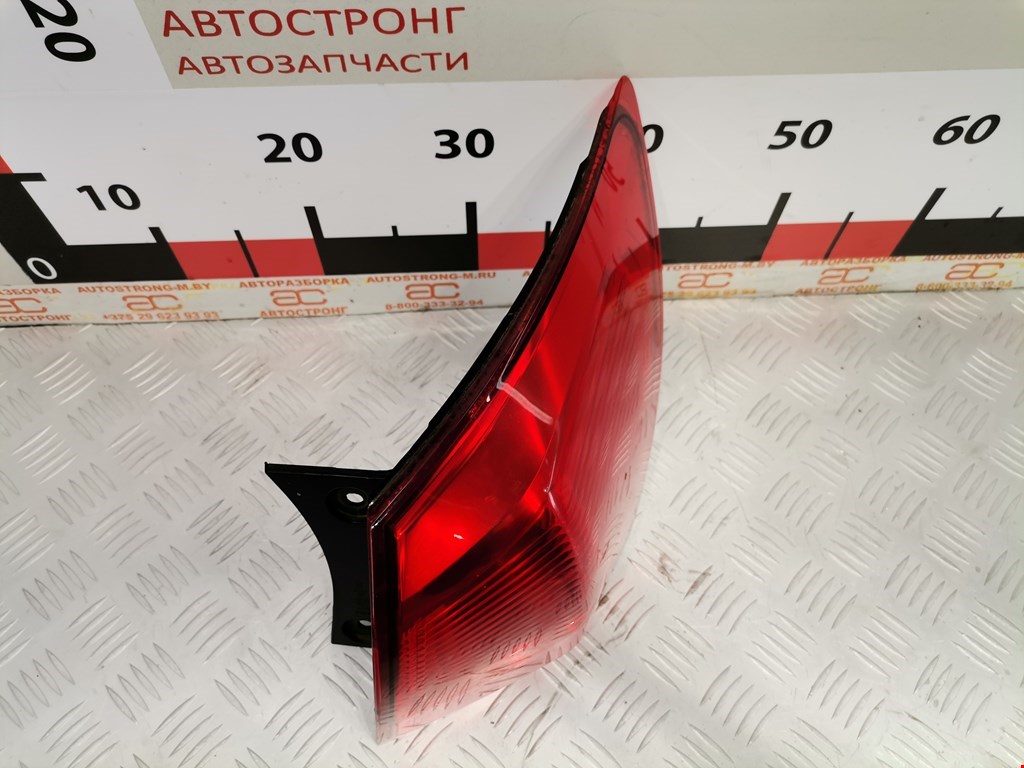 Фонарь задний правый NISSAN Qashqai J10 2006-2013