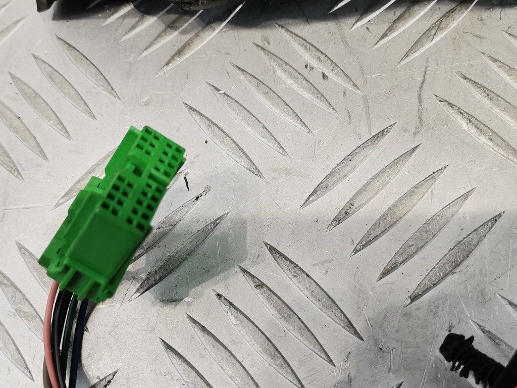 Зеркало правое VOLVO C30 2006-2013