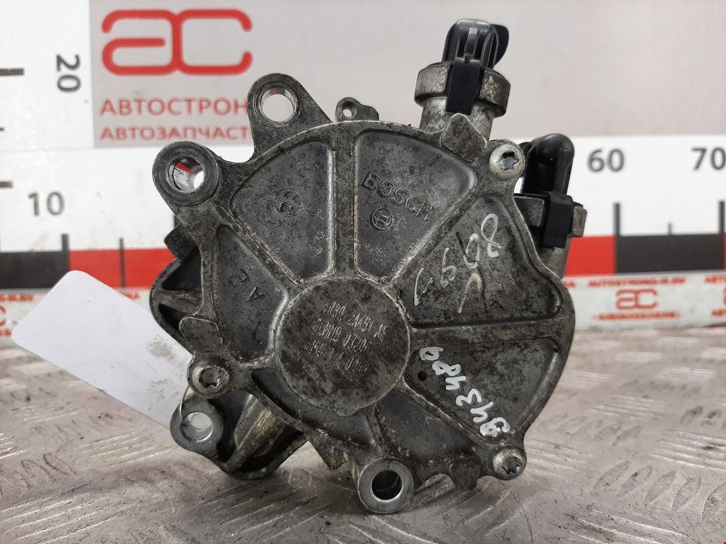 Насос вакуумный Land Rover Discovery 3 (2004-2009)