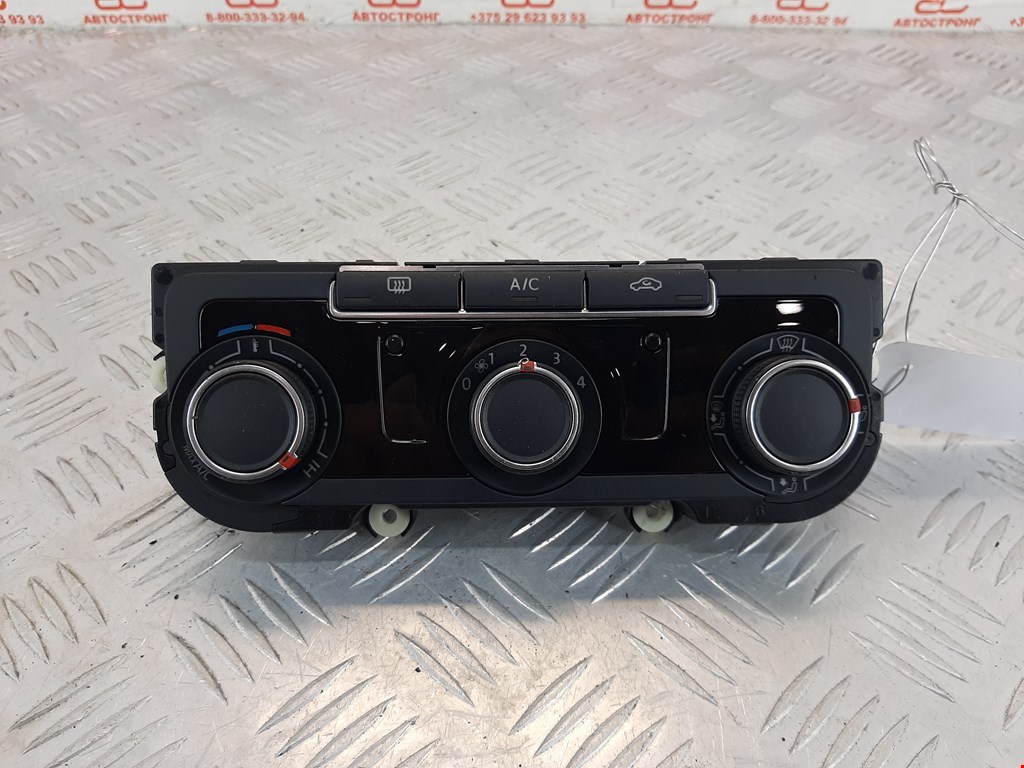 Блок управления климат-контроля Volkswagen Jetta 6 (2010-2018)