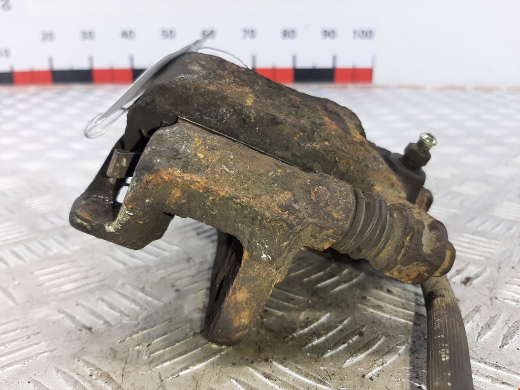 Суппорт передний левый HONDA Logo 1996-2001