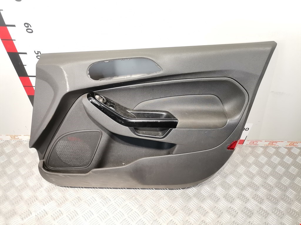 Обшивка двери передняя правая FORD Fiesta 2008-2012
