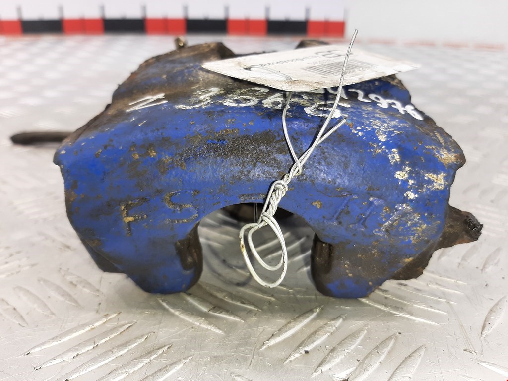 Суппорт передний правый SEAT Leon 1999-2005