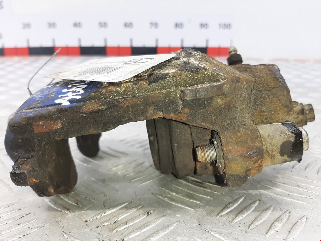 Суппорт передний правый SEAT Leon 1999-2005