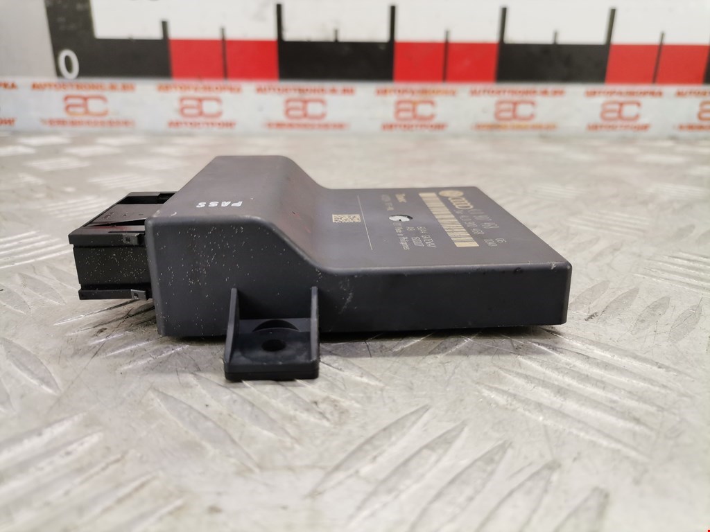 Блок комфорта AUDI A8 D3 2003-2010