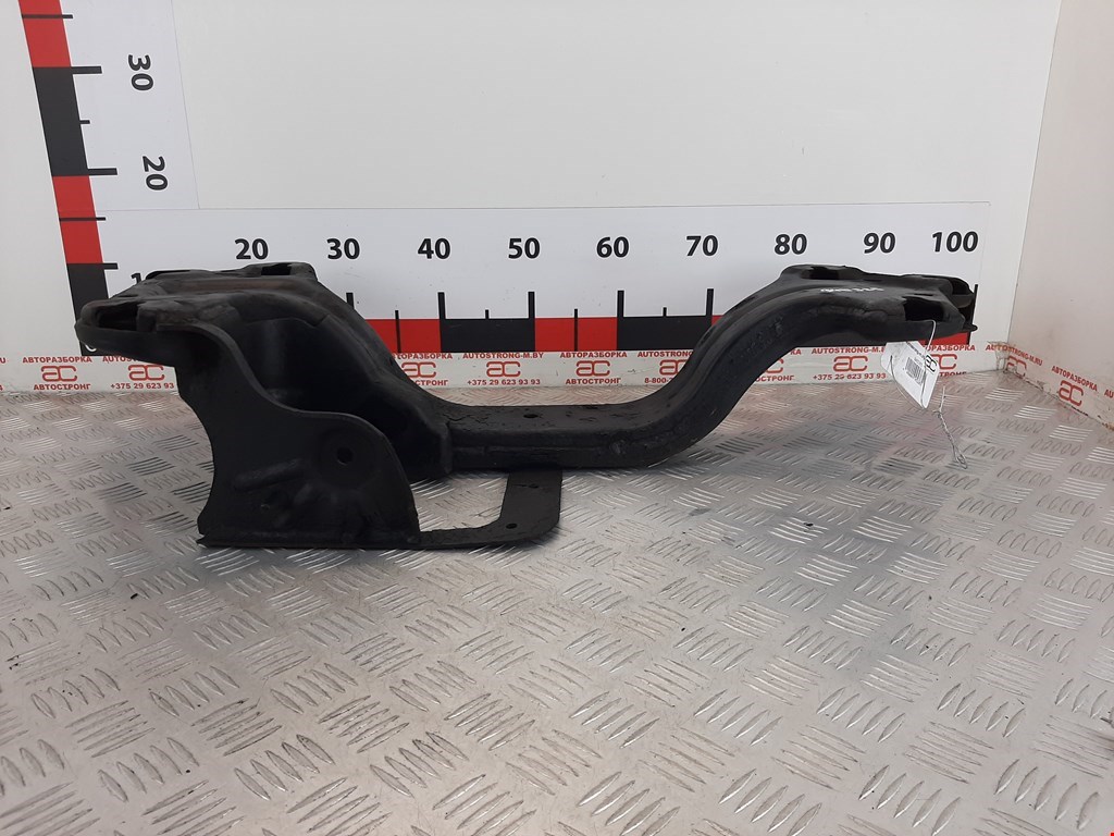 Кронштейн (крепление лапа траверса) кпп BMW X5 (E53) (1999-2006)