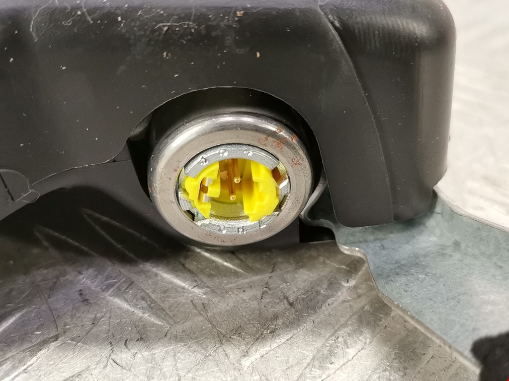 Подушка безопасности боковая (в сиденье) AUDI A8 D3 2003-2010