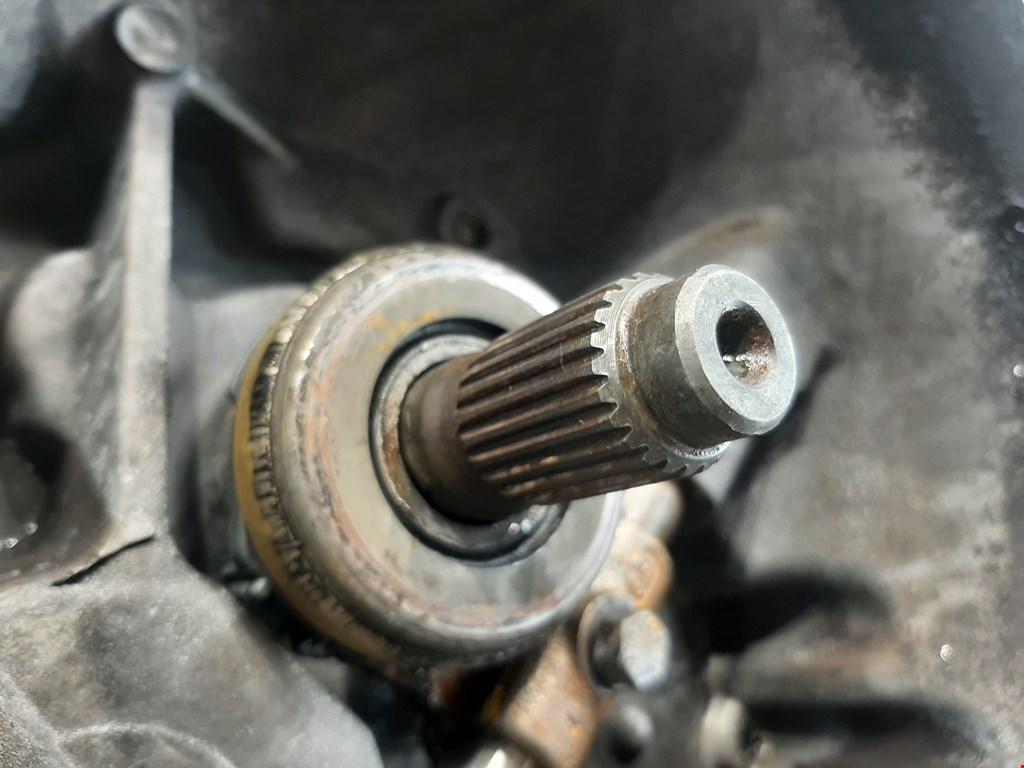 МКПП (Механическая коробка переключения передач) MG ZS I 2001-2005