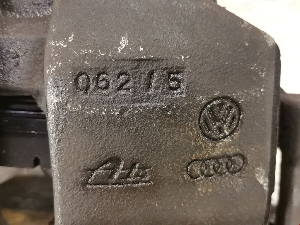 Суппорт передний правый VOLKSWAGEN Jetta VI 2011-2017