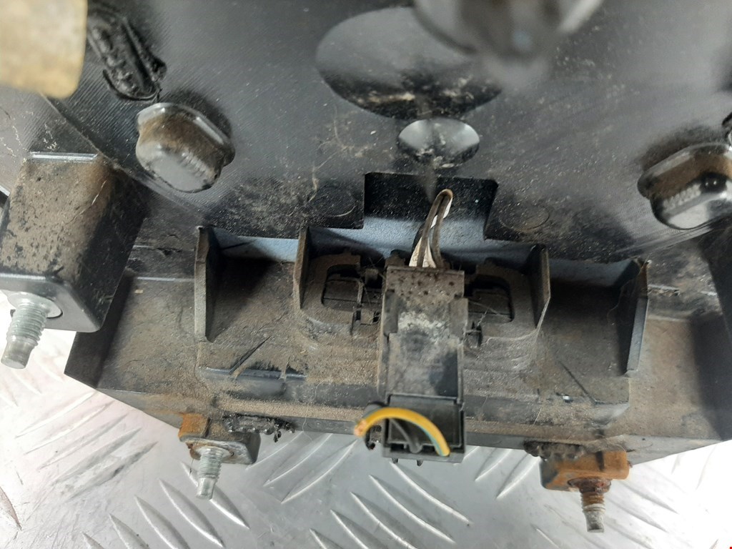 Ручка двери багажника наружная OPEL Astra J 2009-2017