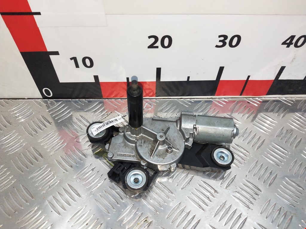 Моторчик стеклоочистителя задний Ford Focus 3 (2011-2019)