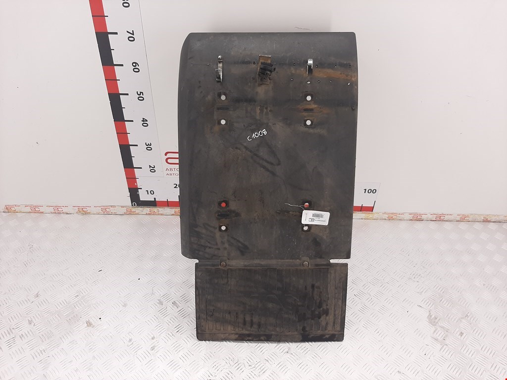 Локер (подкрылок) передний левый MAN L 2000 / LE 1994-2005