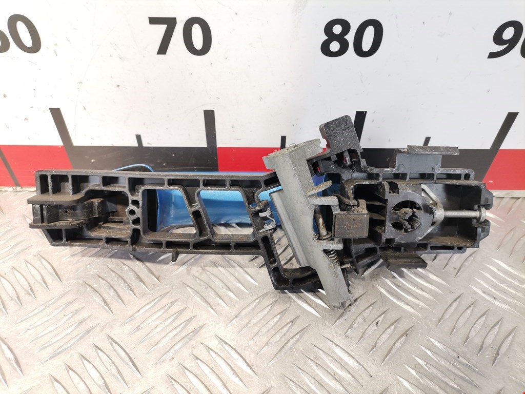 Ручка двери задней наружная правая FORD Fiesta 2008-2012