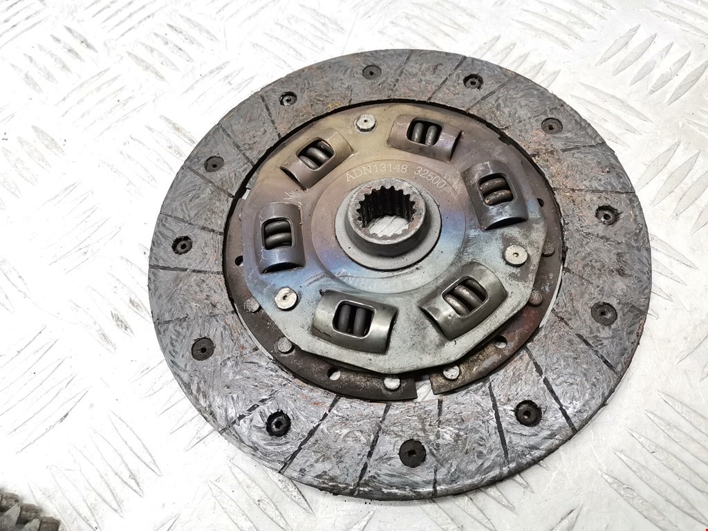 Маховик (демпфер сцепления) NISSAN Micra K11 1992-2002