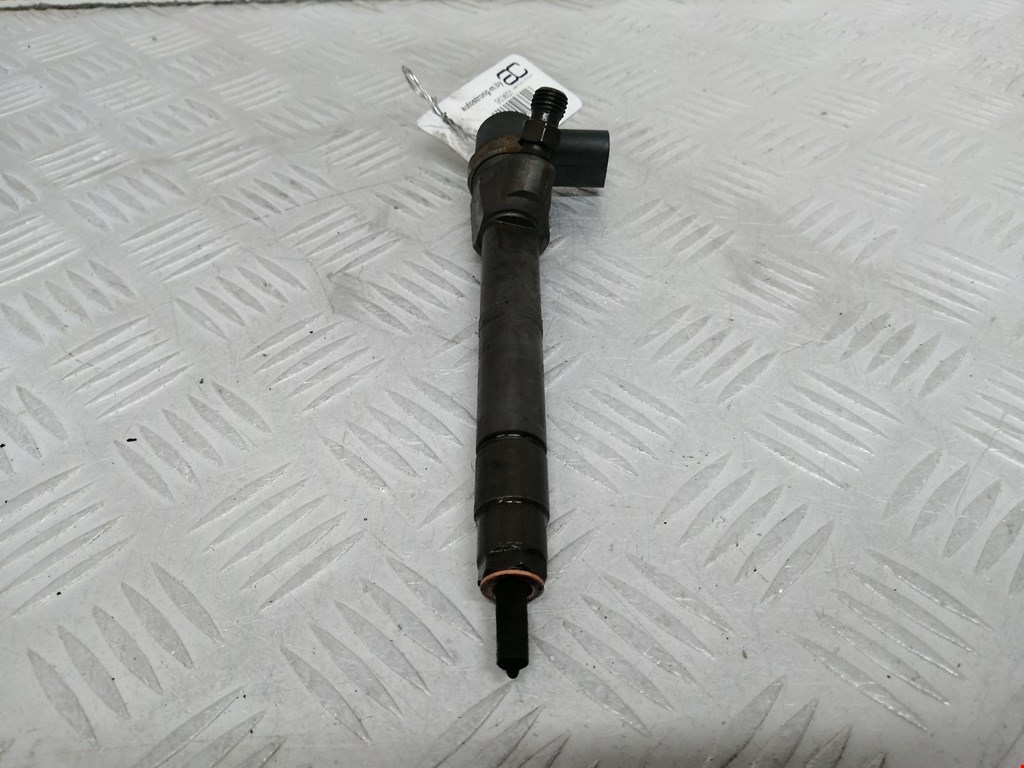 Форсунка дизельная электрическая MERCEDES-BENZ C-Class C-klasse W203 2000-2007