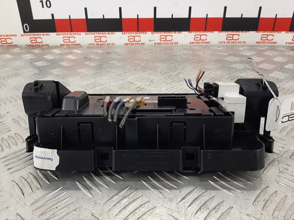 Дисплей информационный (компьютера) RENAULT Megane III 2009-2016