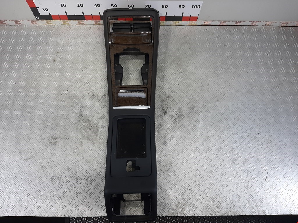 Консоль AUDI A8 D3 2003-2010