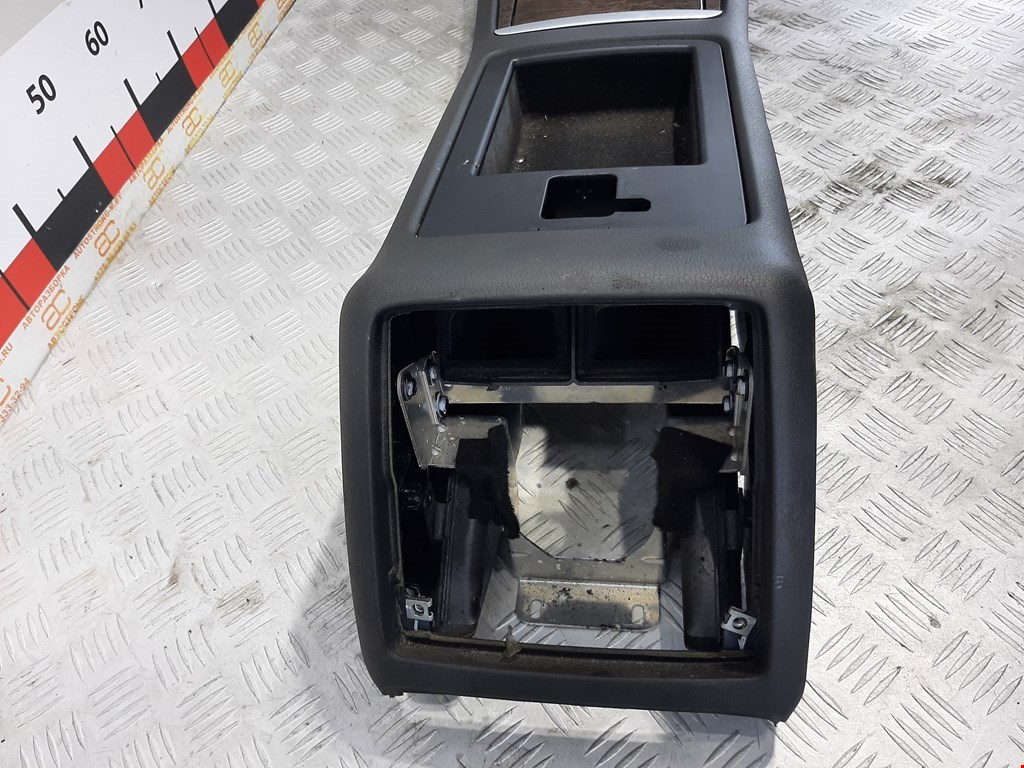 Консоль AUDI A8 D3 2003-2010