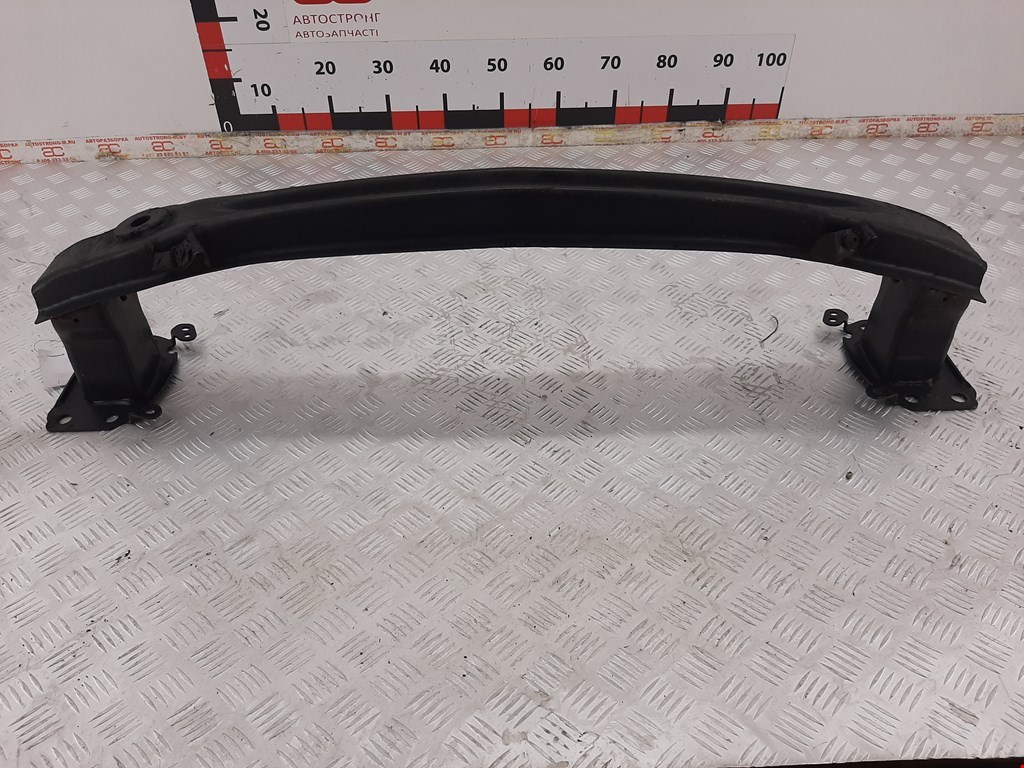 Усилитель переднего бампера (передний) SEAT Altea 2004-2015