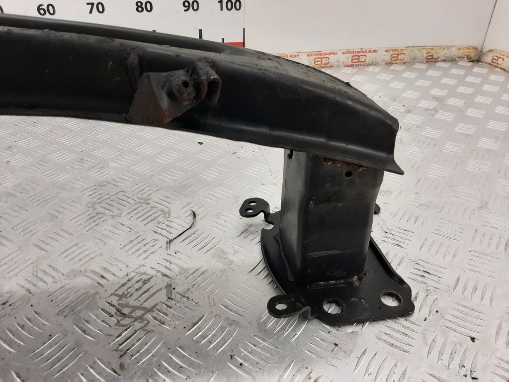 Усилитель переднего бампера (передний) SEAT Altea 2004-2015