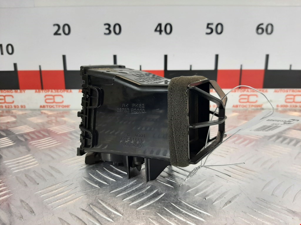 Дефлектор воздушный NISSAN X-Trail T30 2000-2007