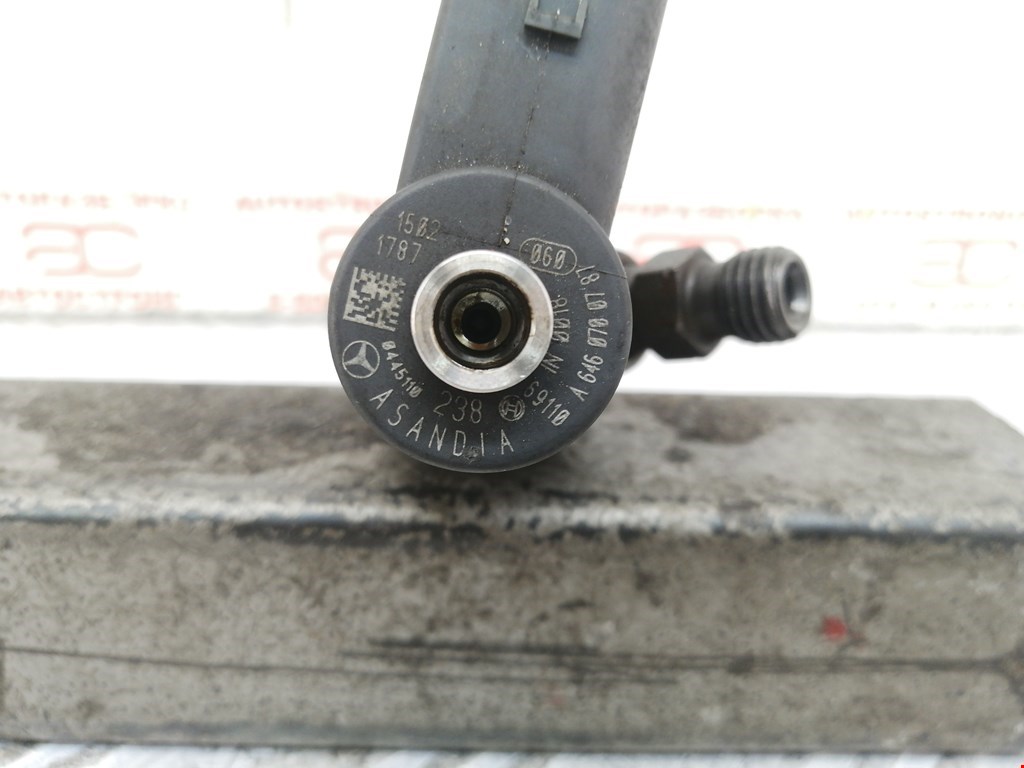 Форсунка дизельная электрическая MERCEDES-BENZ C-Class C-klasse W203 2000-2007