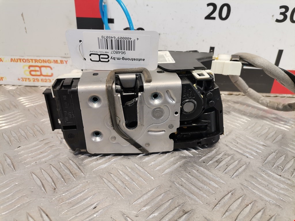 Замок двери передней левой MERCEDES-BENZ B-Class W246 2011-2018