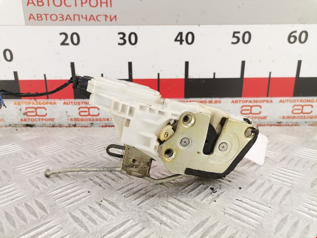 Замок двери передней правой MITSUBISHI L200 K6,K7 1996-2006