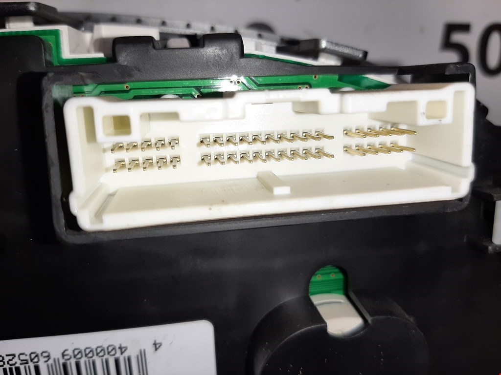 Панель приборов (щиток) NISSAN Qashqai J10 2006-2013