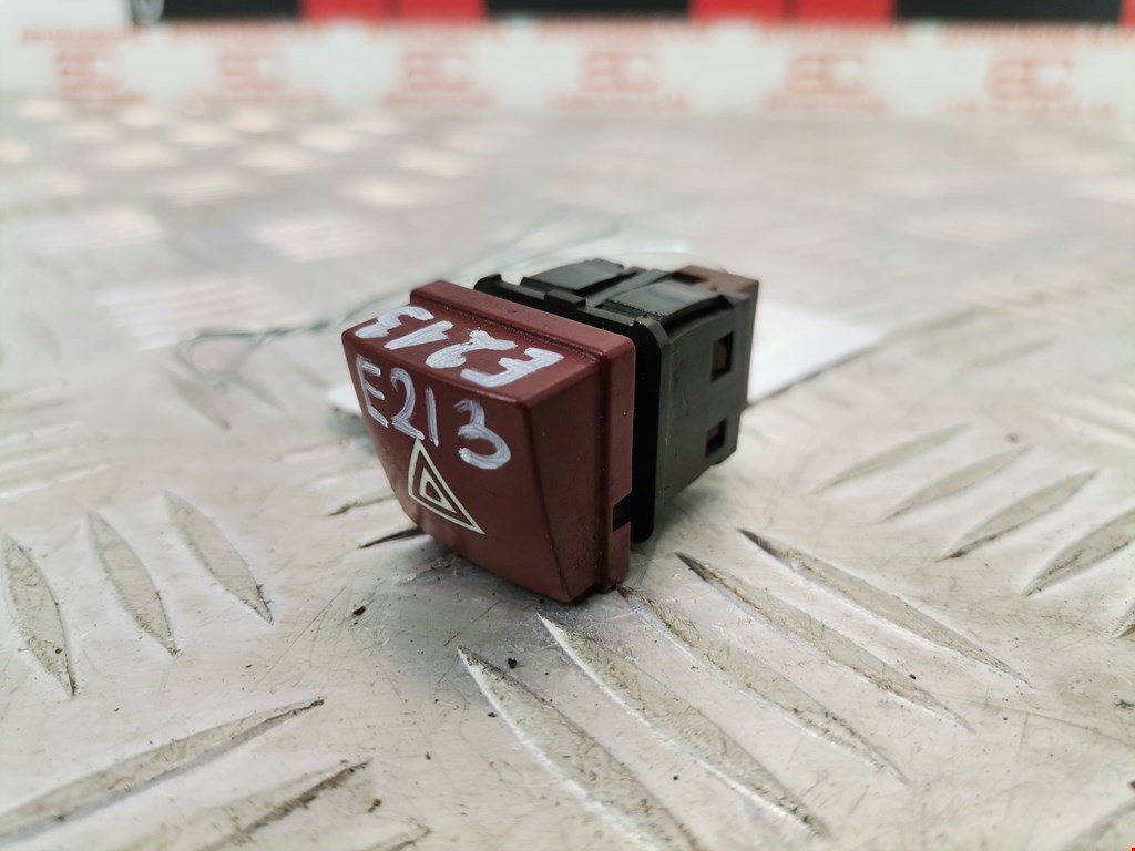 Кнопка аварийной сигнализации (аварийки) PEUGEOT 207 2006-2015