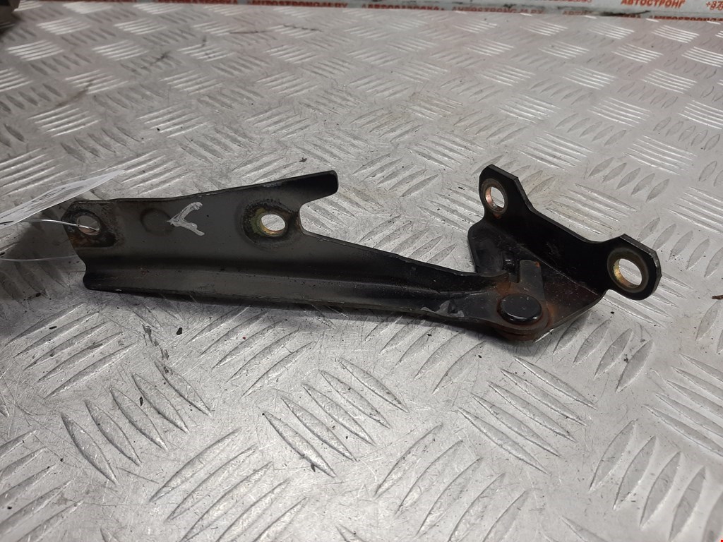 Петля капота левая Mitsubishi L200 3 (1996-2006)