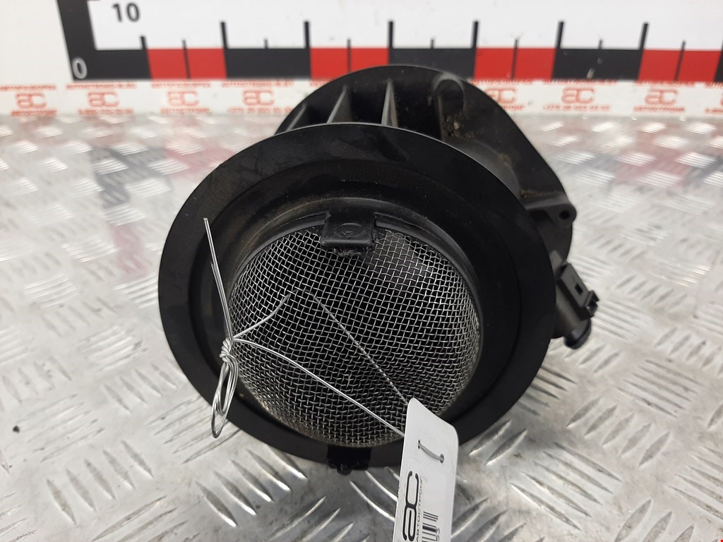 Расходомер воздуха (массметр, датчик ДМРВ) AUDI A8 D3 2003-2010