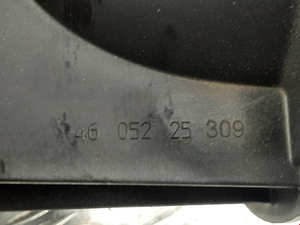 Расходомер воздуха (массметр, датчик ДМРВ) AUDI A8 D3 2003-2010