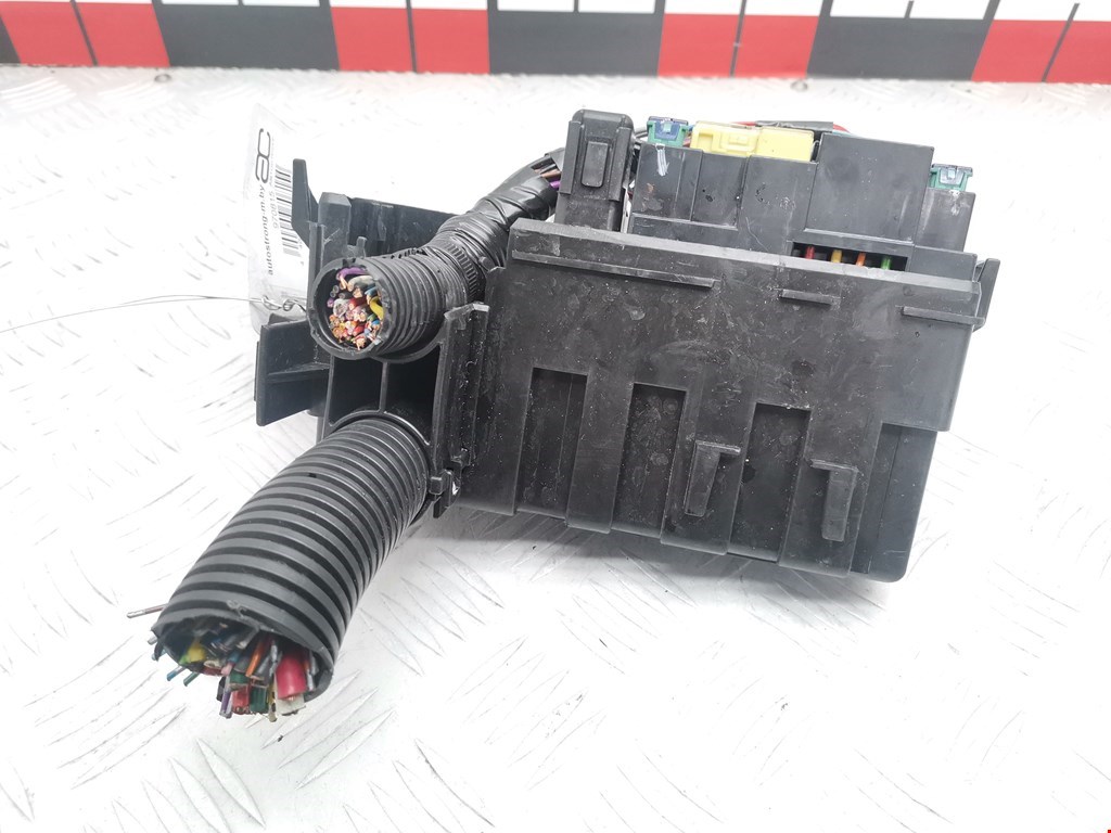 Датчик уровня в бачок омывателя NISSAN Pathfinder R51M 2004-2014