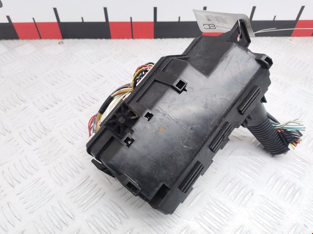 Датчик уровня в бачок омывателя NISSAN Pathfinder R51M 2004-2014