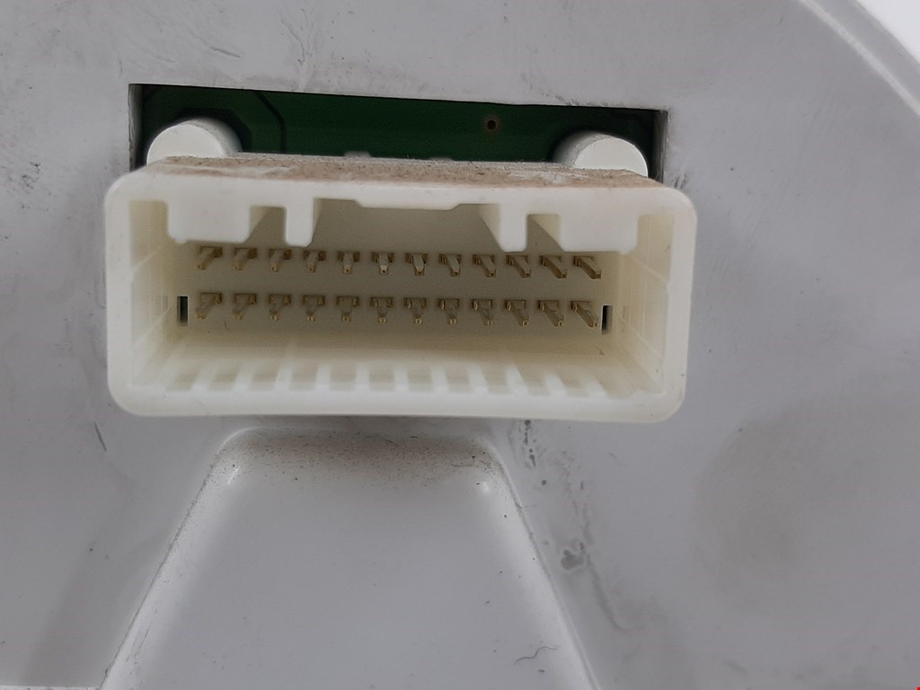 Панель приборов (щиток) MITSUBISHI Outlander XL 2006-2012