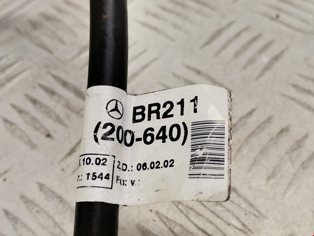 Клемма аккумулятора (минус) - MERCEDES-BENZ E-Class W211, S211 2002-2009