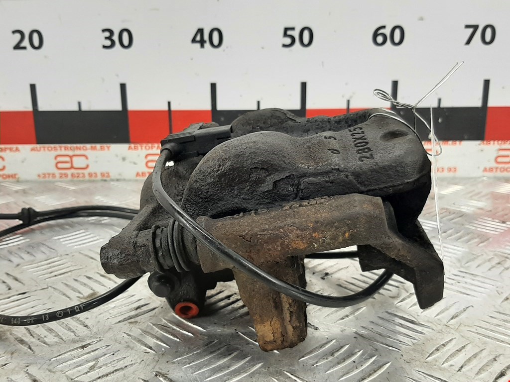 Суппорт передний правый MERCEDES-BENZ B-Class W246 2011-2018