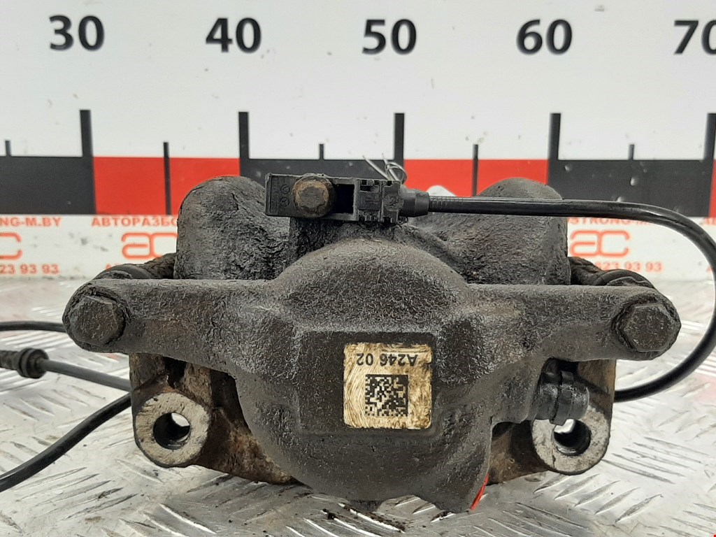 Суппорт передний правый MERCEDES-BENZ B-Class W246 2011-2018