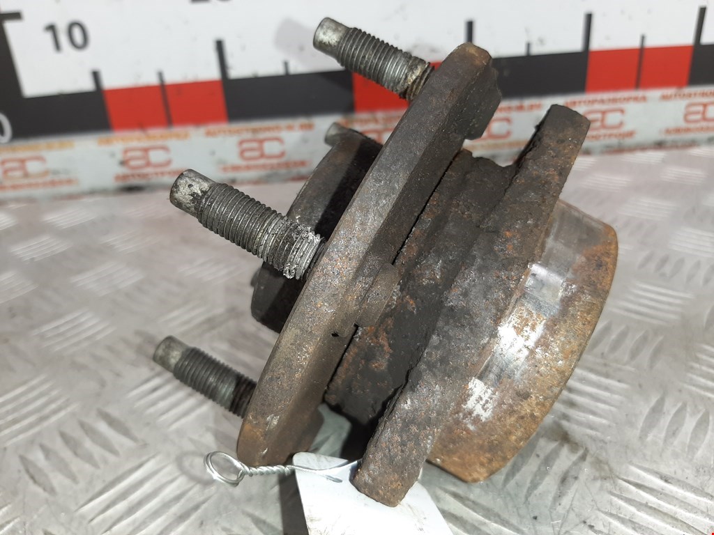 Ступица передняя правая OPEL Zafira C 2012-2019