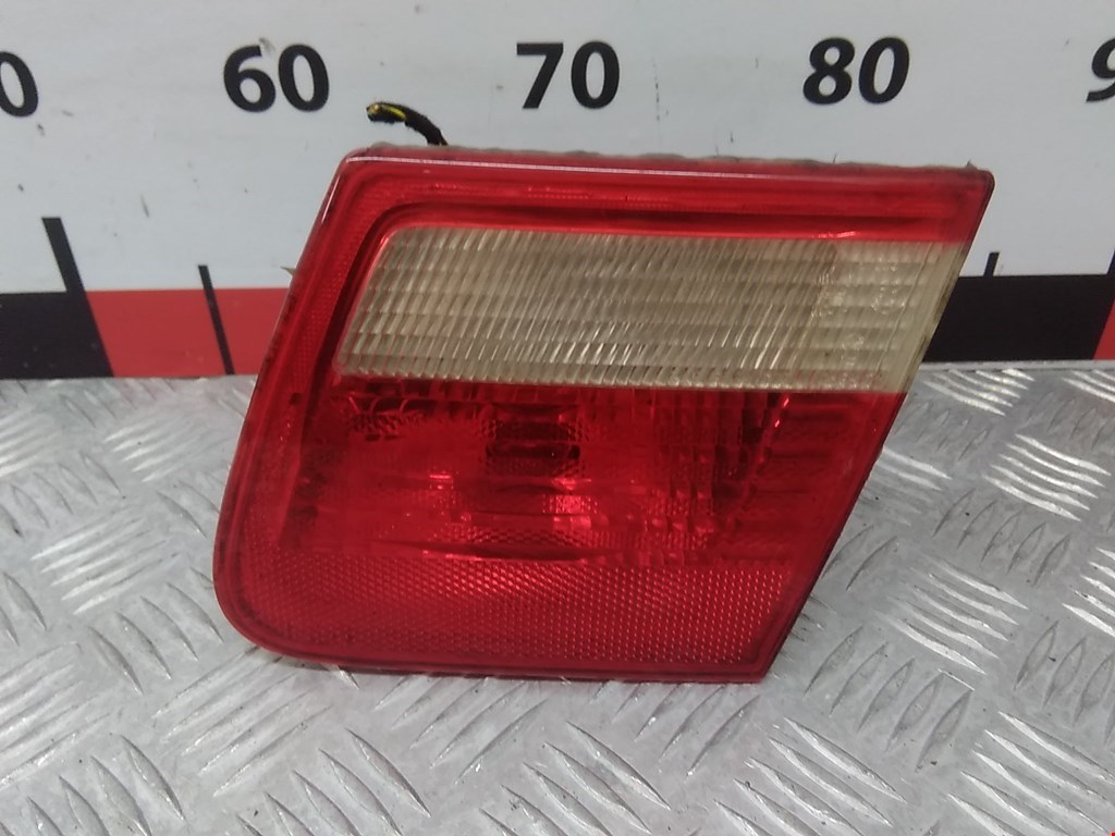 Фонарь задний внутренний правый BMW 3er E46 1998-2006