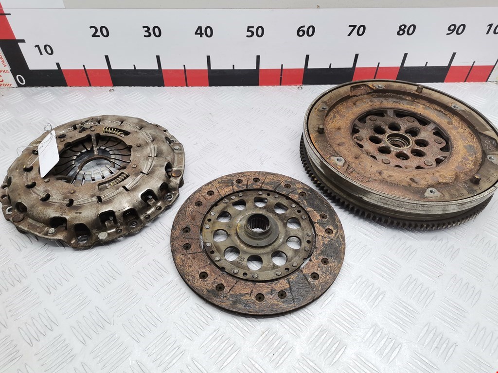 Маховик (демпфер сцепления) BMW 3er E90/E91 2005-2012