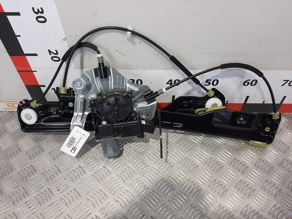 Стеклоподъемник передний правый OPEL Zafira C 2012-2019